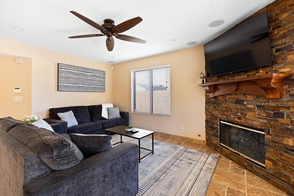 The Entertainment Oasis Wpool Holiday home